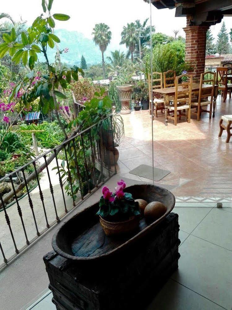Hotel Casa Del Angel เตโปซตลัน ภายนอก รูปภาพ